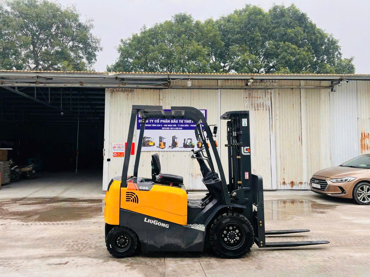 Xe nâng điện LiuGong 2.5 tấn